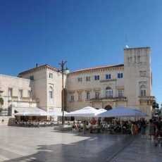 Narodni_trg_Zadar-900-1.jpg